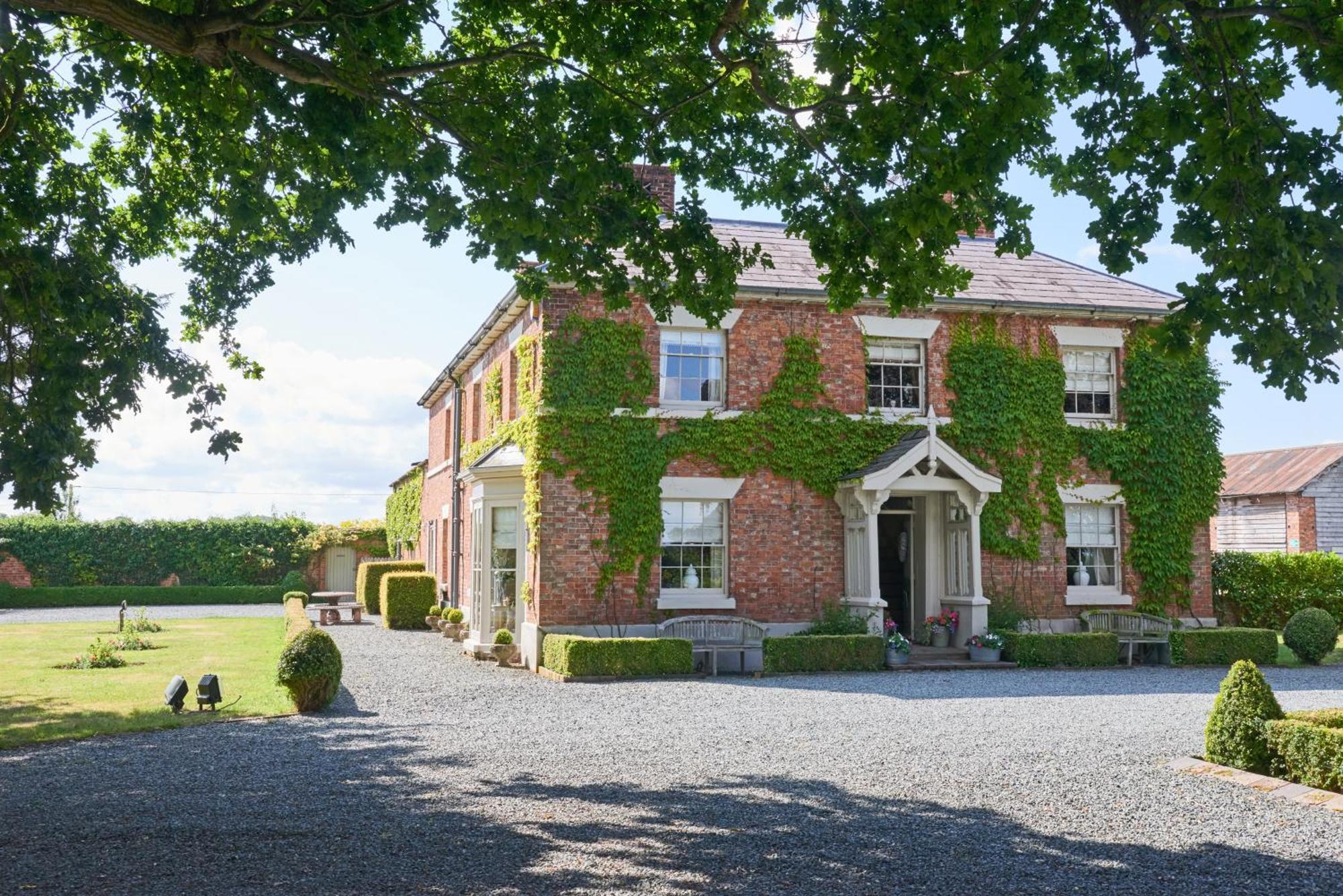 Willington Lodge Hanmer Exterior photo